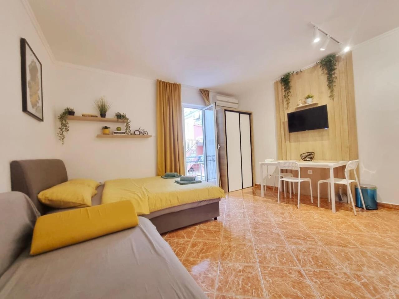Studio Apartman Na Plazi 拉法洛维奇 外观 照片